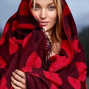 Victorias Secret Red Kiss Lips Throw Blanket